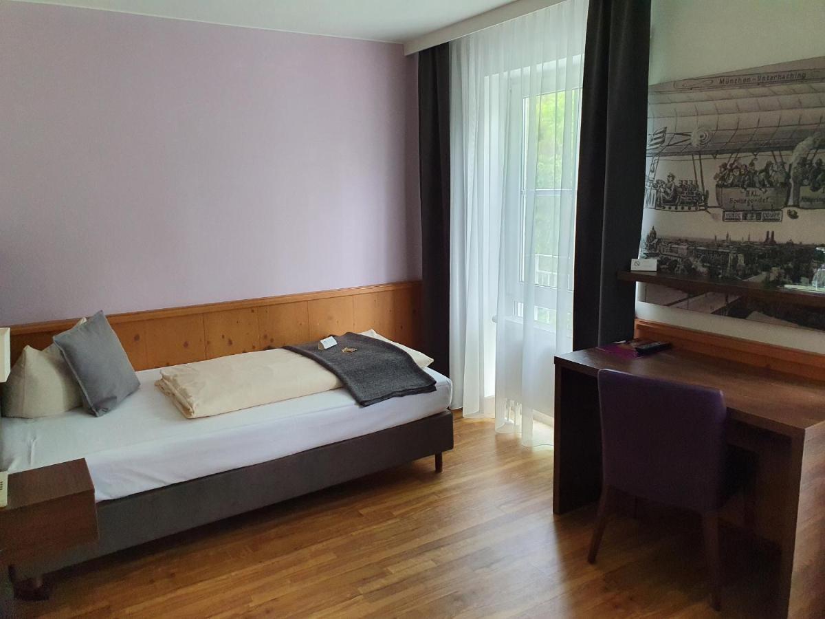 Boutique Hotel Beckenlehner Unterhaching Extérieur photo