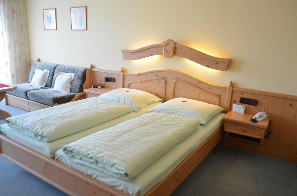 Boutique Hotel Beckenlehner Unterhaching Extérieur photo