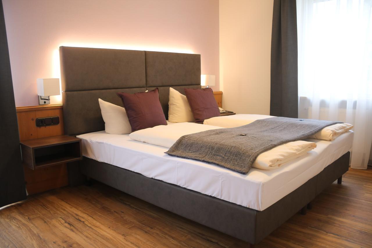 Boutique Hotel Beckenlehner Unterhaching Extérieur photo