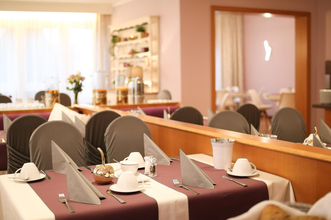Boutique Hotel Beckenlehner Unterhaching Extérieur photo