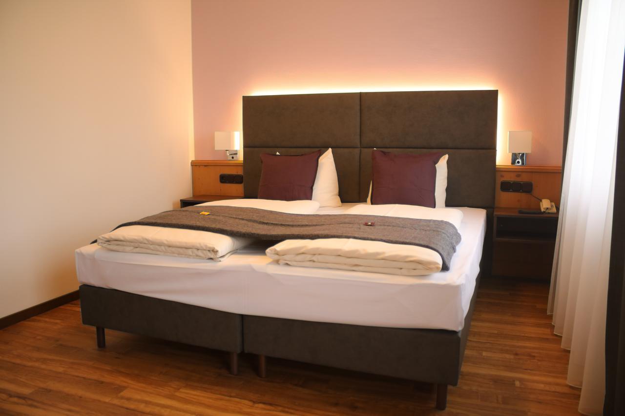 Boutique Hotel Beckenlehner Unterhaching Extérieur photo